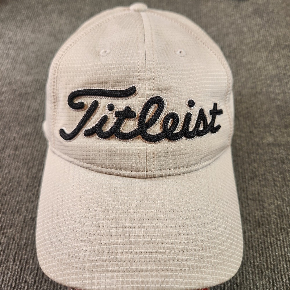 Titleist Golf Hat Cap Strapback Mesh Sport Performance Vented Quick‎ Dry Gray